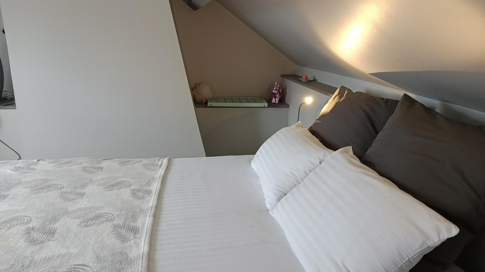 La Petite Maison Sainte-Gemme-Moronval Bagian luar foto